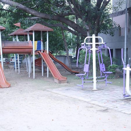 ניו דלהי Divine India Service Apartment 3Bhk,B57 Sarita Vihar,Apollo מראה חיצוני תמונה