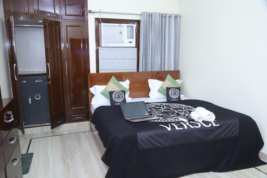 ניו דלהי Divine India Service Apartment 3Bhk,B57 Sarita Vihar,Apollo מראה חיצוני תמונה